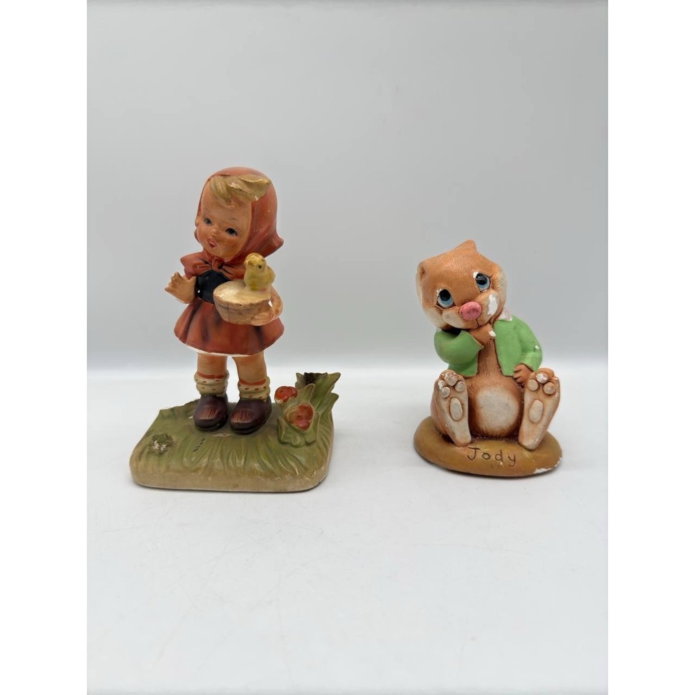 Lot of 4 handmade Moorcraft figures of two bunnies of a girl and a boy farmers - Picture 2 of 16